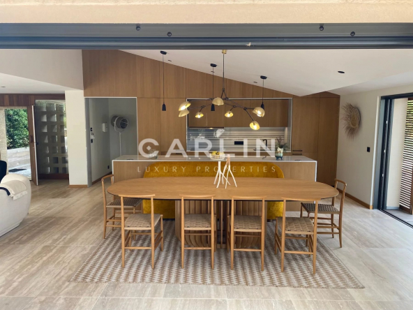 bfe9fa876cb07f37b9a0bf469fd49236_a01e341a4f_1800-original-59845