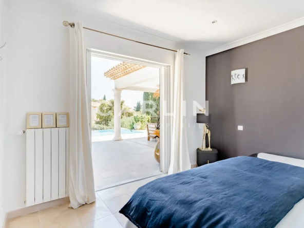 03bc1cc2c4d8505d6887fb7ce945250a_0b5a873f4d_1800-original-60353