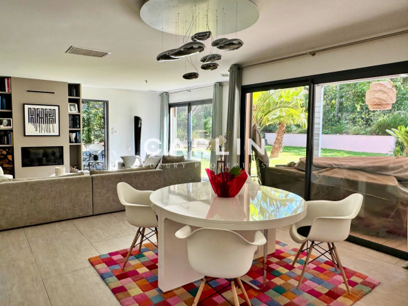 0bbb626ee681e9f97bc064881e6c5f52_bf20495e18_1920-original-60525